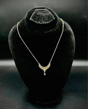 Radiant Dewdrop – Minimalist Elegance Necklace
