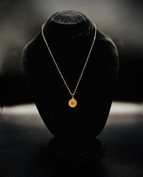 Ivory Mist – Pearlescent Strand Necklace